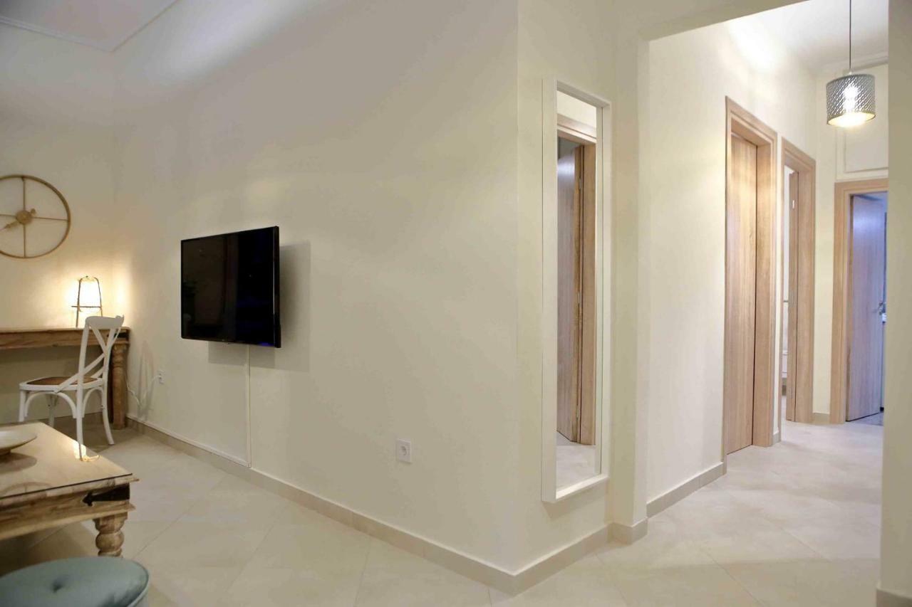 Best House, Anakreontos, Perivolaki, Nikaia, P... พีเรียส ภายนอก รูปภาพ